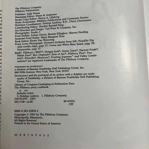 The Pillsbury Cookbook Set of Three Cookbooks Party Bake Off Chocolate Lovers - Picture 3 of 16